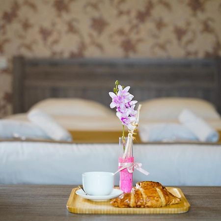 Hotel Monopoli クタイシ エクステリア 写真