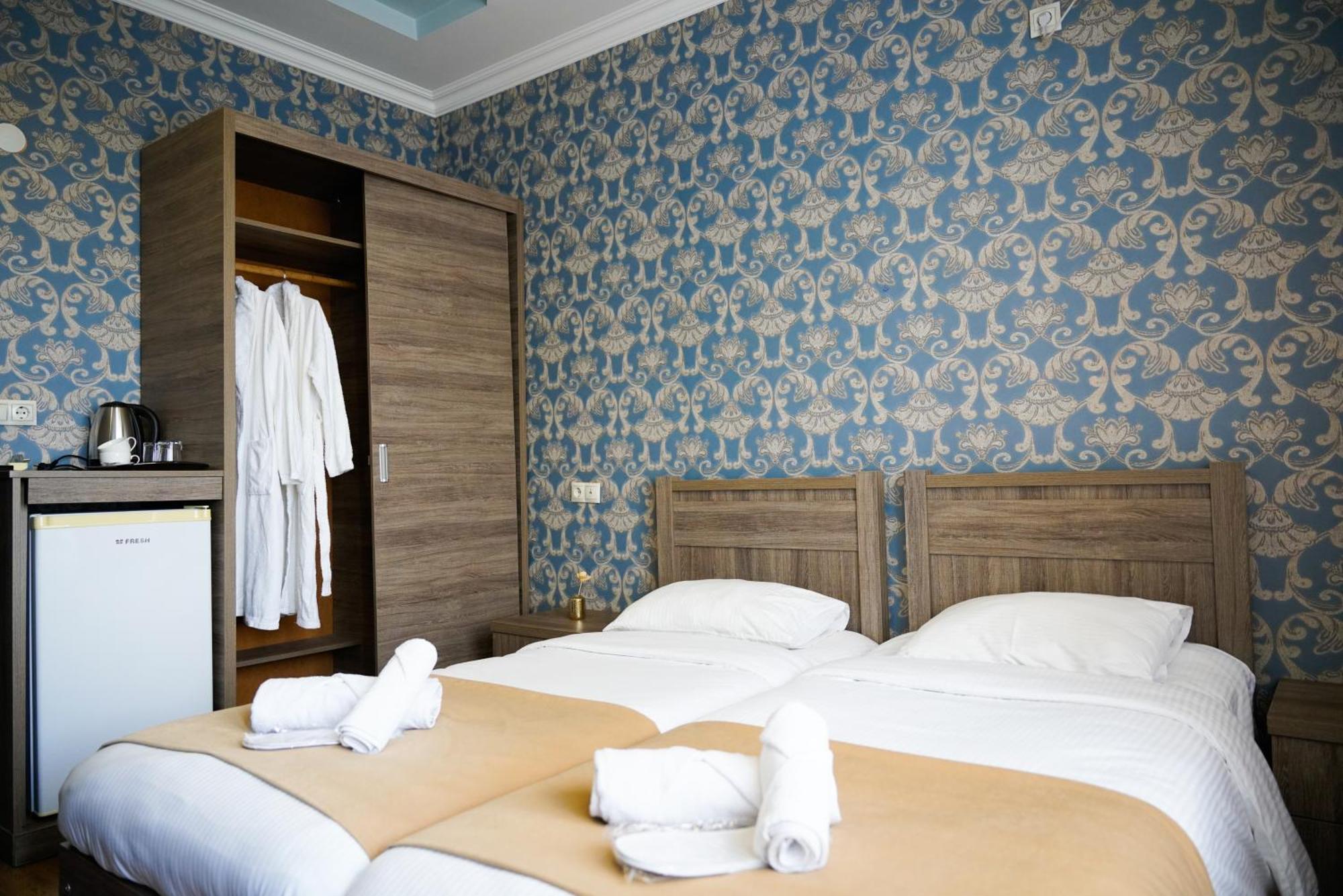 Hotel Monopoli クタイシ エクステリア 写真