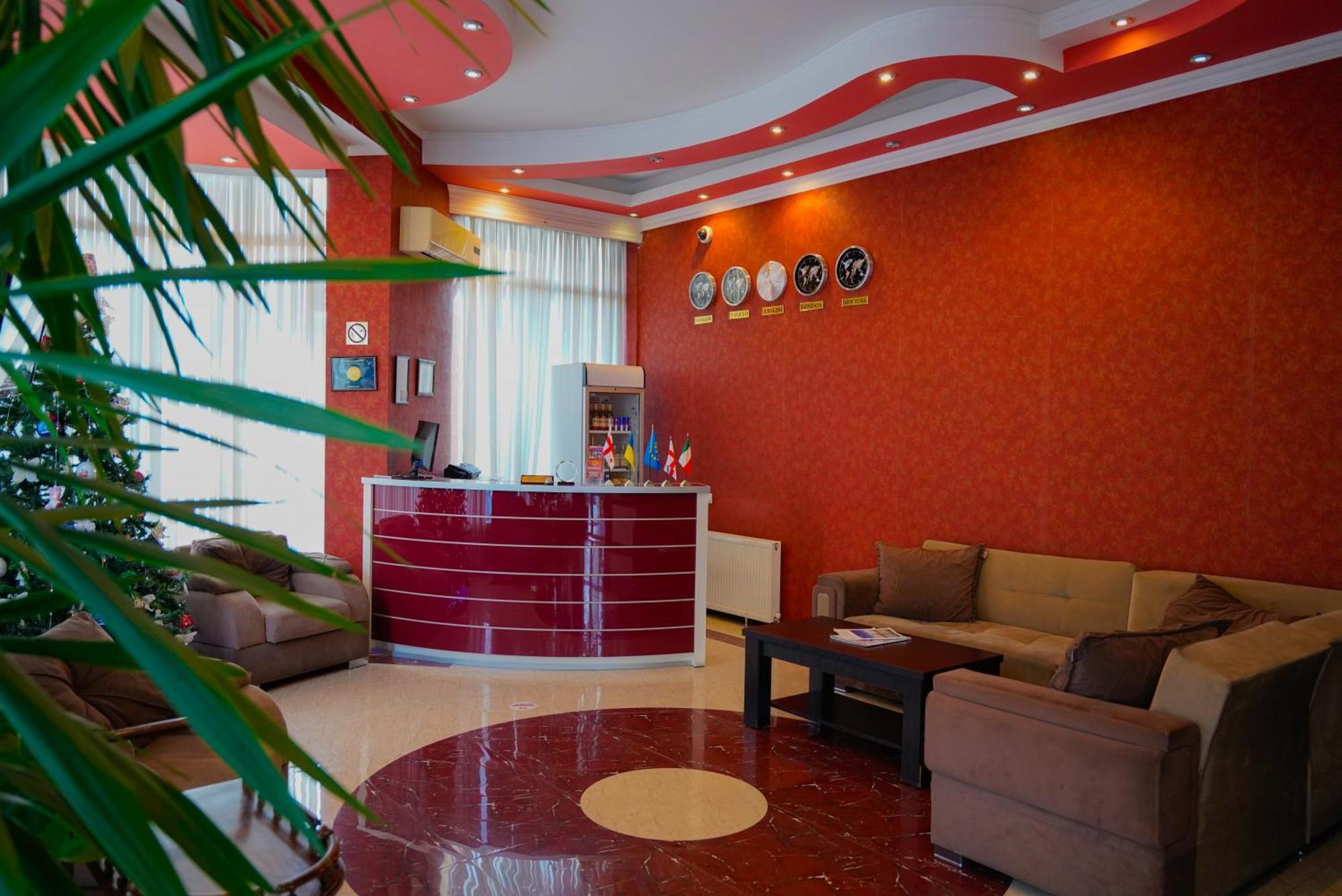 Hotel Monopoli クタイシ エクステリア 写真