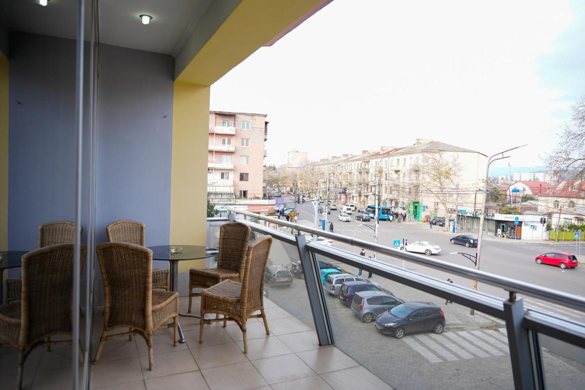 Hotel Monopoli クタイシ エクステリア 写真