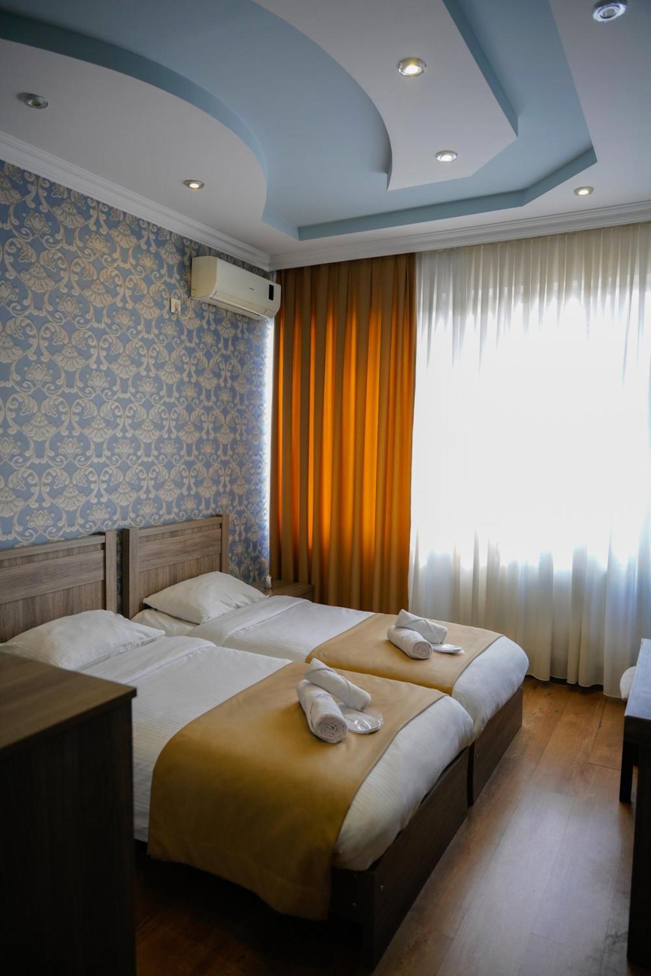 Hotel Monopoli クタイシ エクステリア 写真